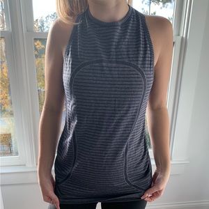 Lulu lemon workout top